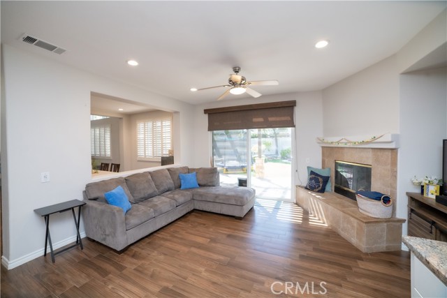 11776 Wickford Place, Yucaipa CA: https://media.crmls.org/medias/b2a51bc3-15c9-45a5-9e50-f44d7836eb7d.jpg
