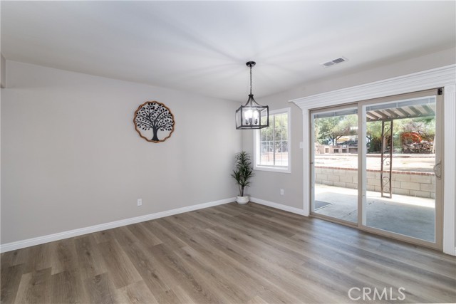 28029 Reservoir Avenue, Nuevo CA: https://media.crmls.org/medias/b2a58a80-0237-4c80-a179-8bdc88359fe6.jpg