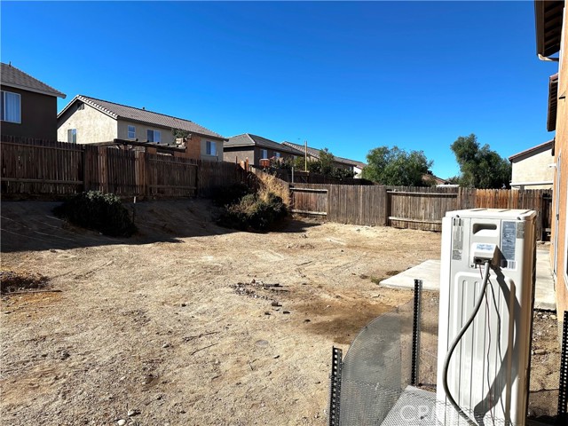 Detail Gallery Image 15 of 15 For 14073 Mare Ln, Victorville,  CA 92394 - 4 Beds | 2/1 Baths