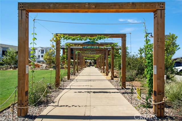 Image 28 of 39 For 1103 Catania Ct.  207