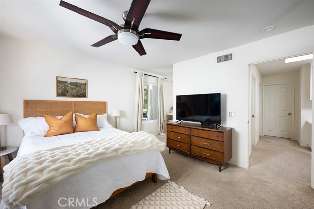5927 E Creekside Avenue, Orange CA: https://media.crmls.org/medias/b2a70963-2171-4b00-afcb-00f32a5498c3.jpg