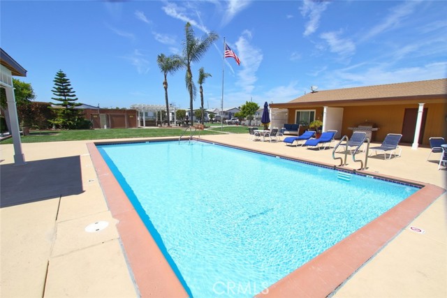 Detail Gallery Image 43 of 51 For 9850 Garfield #35,  Huntington Beach,  CA 92646 - 3 Beds | 2 Baths