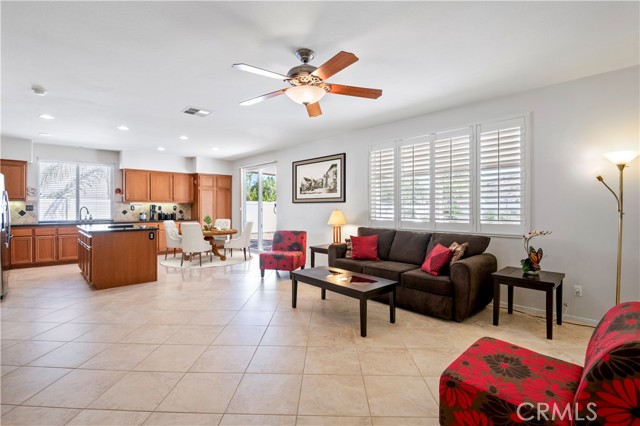 Detail Gallery Image 11 of 48 For 3829 Agave Court, Perris,  CA 92570 - 4 Beds | 2/1 Baths