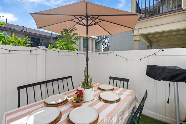 16873 Donwest, Tustin CA: https://media.crmls.org/medias/b2a7d9a3-c420-4c05-a8cc-ed4d235a41a1.jpg