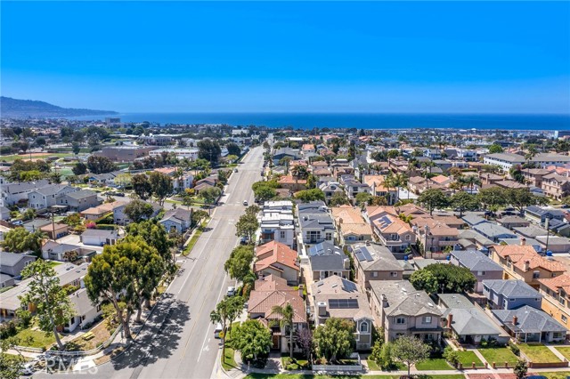 501 Maria Avenue, Redondo Beach, California 90277, 5 Bedrooms Bedrooms, ,4 BathroomsBathrooms,Residential,Sold,Maria,SB22074725