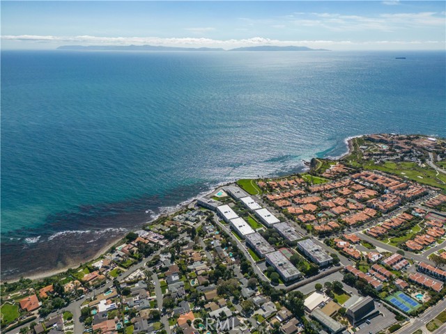 32653 Seagate Drive, Rancho Palos Verdes, California 90275, 2 Bedrooms Bedrooms, ,2 BathroomsBathrooms,Residential,For Sale,Seagate,SB24047172