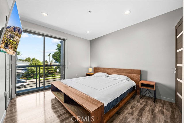 Detail Gallery Image 24 of 45 For 4485 Hazeltine Ave #1,  Sherman Oaks,  CA 91423 - 2 Beds | 2/1 Baths