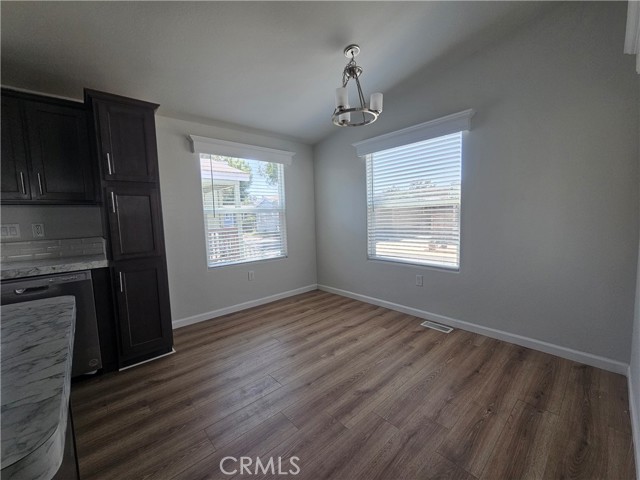 Detail Gallery Image 14 of 25 For 350 San Jacinto Ave #130,  Perris,  CA 92571 - 3 Beds | 2 Baths