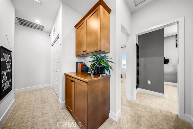 Detail Gallery Image 9 of 19 For 2861 via Descanso, Camarillo,  CA 93012 - 3 Beds | 2/1 Baths