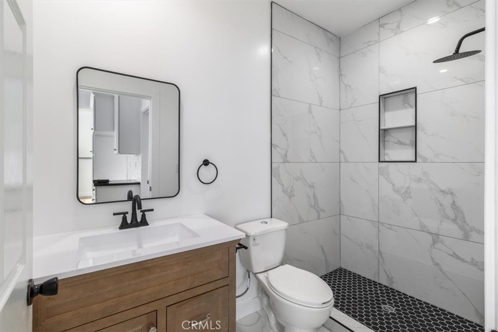 B2Aa94C2 892D 4C1F 8929 88B082E61547 6616 Denver Avenue, Los Angeles, Ca 90044 &Lt;Span Style='BackgroundColor:transparent;Padding:0Px;'&Gt; &Lt;Small&Gt; &Lt;I&Gt; &Lt;/I&Gt; &Lt;/Small&Gt;&Lt;/Span&Gt;