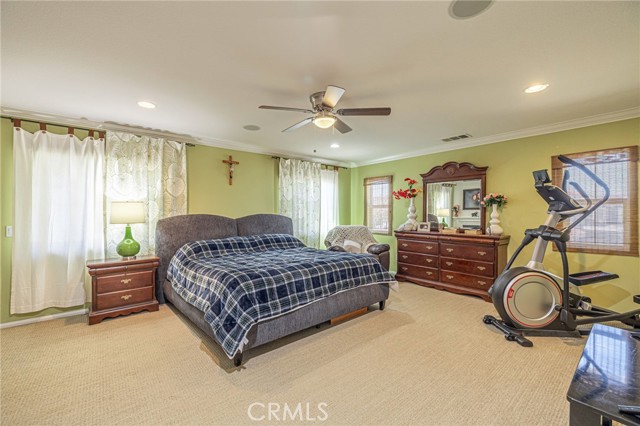 37137 Firethorn Street, Palmdale CA: https://media.crmls.org/medias/b2aadcc0-23c4-4d7b-b755-546f1571d7b8.jpg