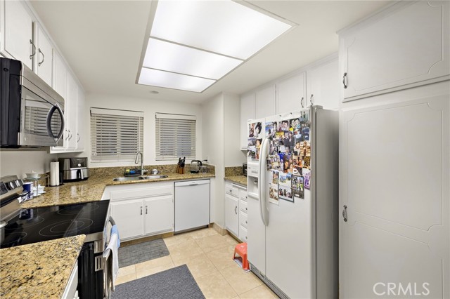 Detail Gallery Image 4 of 15 For 3019 via Buena Vista #B,  Laguna Woods,  CA 92637 - 2 Beds | 2 Baths