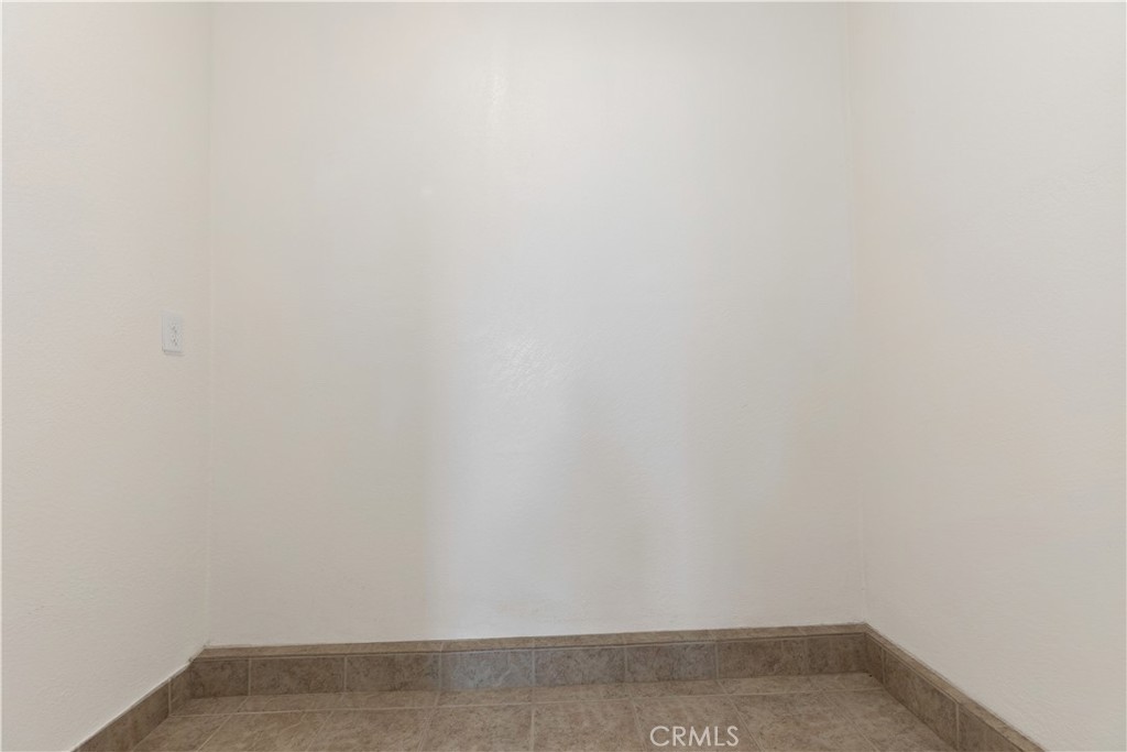 MLS #IV25222469 image #47