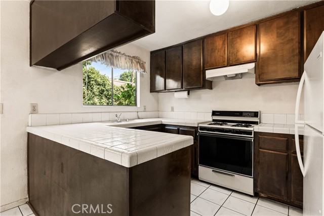 Detail Gallery Image 7 of 35 For 943 Willow Ave, La Puente,  CA 91746 - 2 Beds | 2 Baths