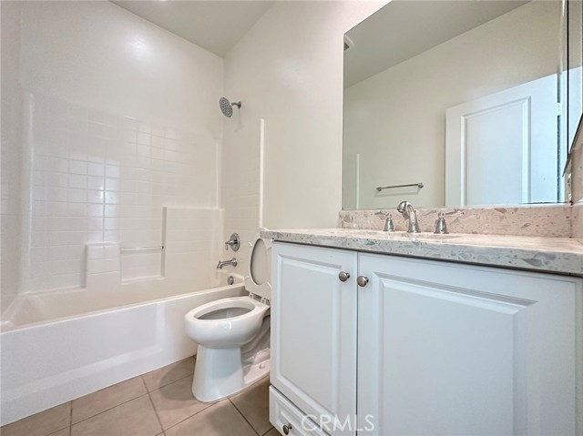 Detail Gallery Image 11 of 15 For 217 Wicker, Irvine,  CA 92618 - 4 Beds | 3/1 Baths