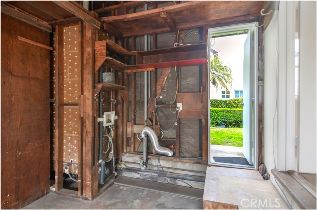 1314 Palm Avenue, Huntington Beach CA: https://media.crmls.org/medias/b2ad5ff3-6af8-4545-8e6e-97c82a0ba74e.jpg