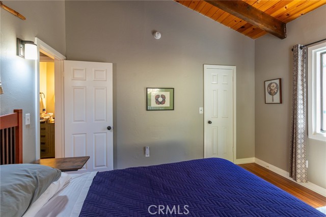 Detail Gallery Image 15 of 30 For 31045 Valley Oak Dr, Running Springs,  CA 92382 - 2 Beds | 2 Baths
