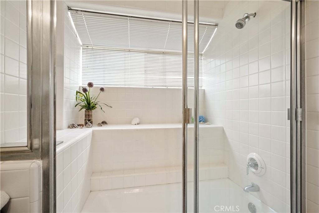 B2addb33 6542 4c1a A114 1b42f1df95cd