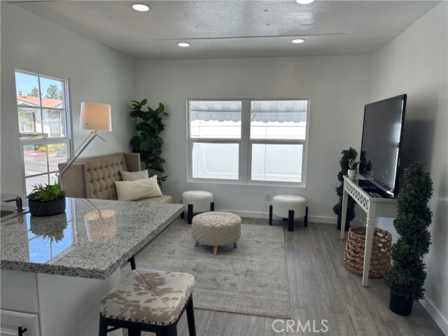 Detail Gallery Image 1 of 13 For 23701 S Western Ave #97,  Torrance,  CA 90501 - 2 Beds | 1 Baths
