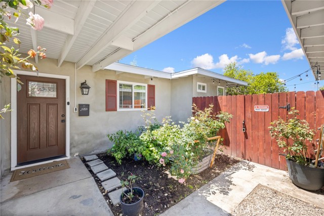Detail Gallery Image 4 of 32 For 810 W Route 66, Glendora,  CA 91740 - 3 Beds | 2 Baths