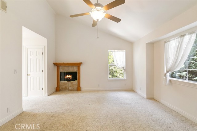 Detail Gallery Image 14 of 33 For 28591 Wabash Dr, Lake Arrowhead,  CA 92352 - 3 Beds | 2/1 Baths