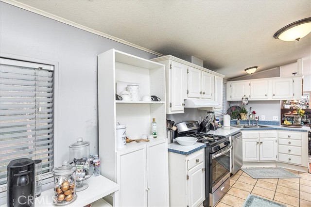 Detail Gallery Image 6 of 60 For 33755 Sidney, Winchester,  CA 92596 - 3 Beds | 2 Baths