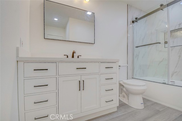 Detail Gallery Image 33 of 44 For 21941 Rimhurst #D,  Lake Forest,  CA 92630 - 2 Beds | 1 Baths