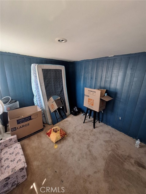 Detail Gallery Image 14 of 18 For 12415 5th Ave, Victorville,  CA 92395 - 3 Beds | 2 Baths