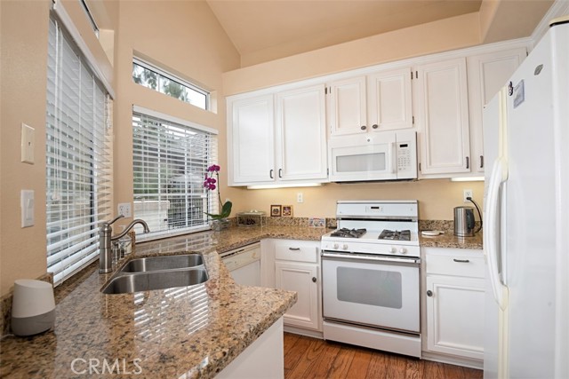 Detail Gallery Image 5 of 27 For 164 Montara Dr, Aliso Viejo,  CA 92656 - 2 Beds | 2 Baths