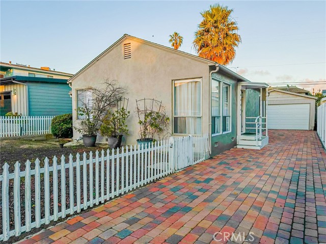 Detail Gallery Image 1 of 22 For 33922 Malaga Dr, Dana Point,  CA 92629 - 2 Beds | 1 Baths