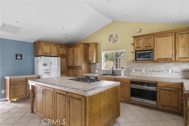 Detail Gallery Image 13 of 17 For 39661 San Francisquito Canyon Rd, –,  CA 91390 - 3 Beds | 2 Baths