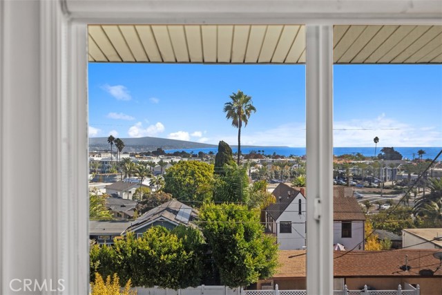 Detail Gallery Image 11 of 32 For 34152 Blue Lantern, Dana Point,  CA 92629 - 4 Beds | 2 Baths