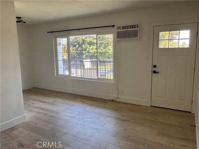 Detail Gallery Image 4 of 11 For 12551 Nutwood, Garden Grove,  CA 92840 - 1 Beds | 1 Baths