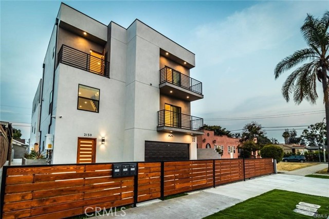 2154 S West View, Los Angeles, CA 90016