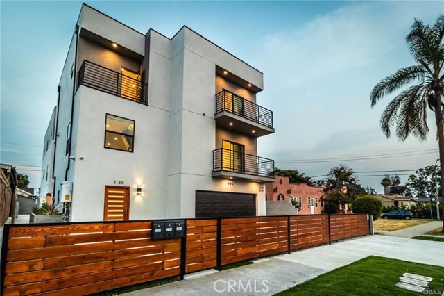 2154 S West View, Los Angeles, CA 90016