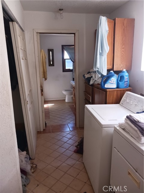 477 COUNTY LINE Road, Calimesa, California 92320, 2 Bedrooms Bedrooms, ,1 BathroomBathrooms,Residential,For Sale,477 COUNTY LINE Road,CREV23088534