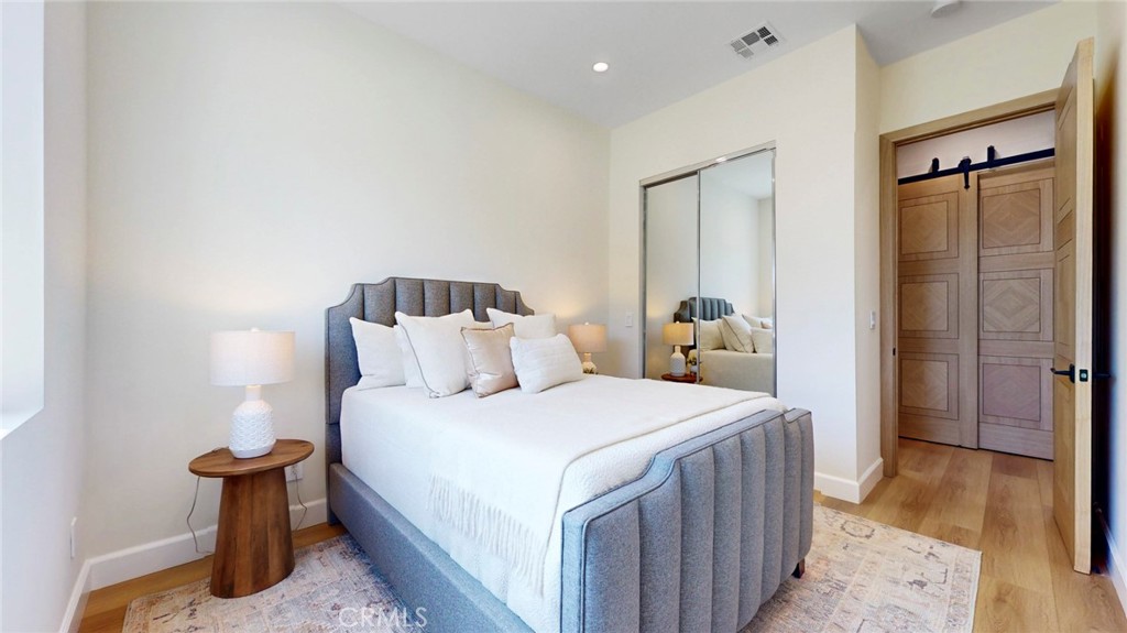 B2B922De 8Bee 42Ad B15E 0E6A63Eb73C0 421 N Catalina Street, Burbank, Ca 91505 &Lt;Span Style='BackgroundColor:transparent;Padding:0Px;'&Gt; &Lt;Small&Gt; &Lt;I&Gt; &Lt;/I&Gt; &Lt;/Small&Gt;&Lt;/Span&Gt;