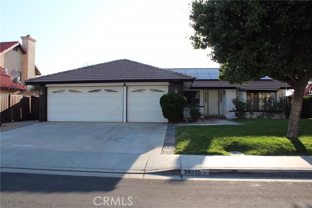 Detail Gallery Image 1 of 44 For 39335 Rockcliff Ct, Palmdale,  CA 93551 - 3 Beds | 2 Baths