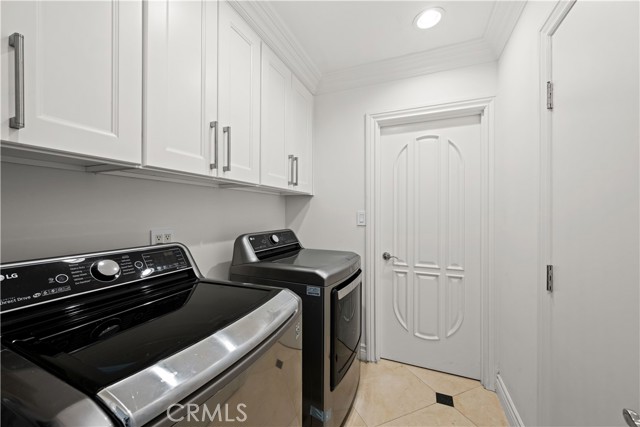 Detail Gallery Image 19 of 64 For 16221 Elisa Pl, Encino,  CA 91436 - 5 Beds | 5/1 Baths