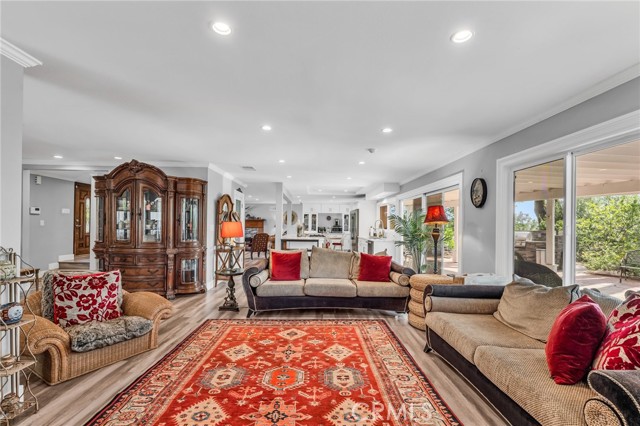 8404 Joan Lane, West Hills CA: https://media.crmls.org/medias/b2ba8f3e-8f6e-4f22-ad60-0ff5c1fd05cc.jpg