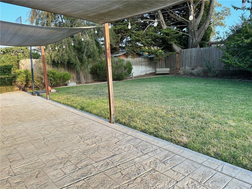 https://media.crmls.org/medias/b2bb7d17-6848-4157-9bb2-4210d9b59670.jpg?preset=X-Large