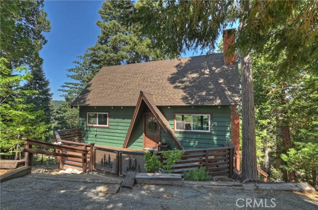 Detail Gallery Image 1 of 43 For 137 Grizzly Rd, Lake Arrowhead,  CA 92352 - 3 Beds | 2 Baths