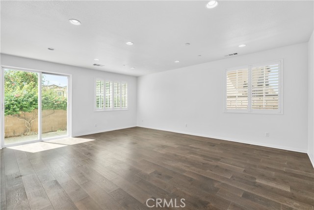 Detail Gallery Image 4 of 22 For 2051 Liberty Way, Claremont,  CA 91711 - 3 Beds | 2/1 Baths