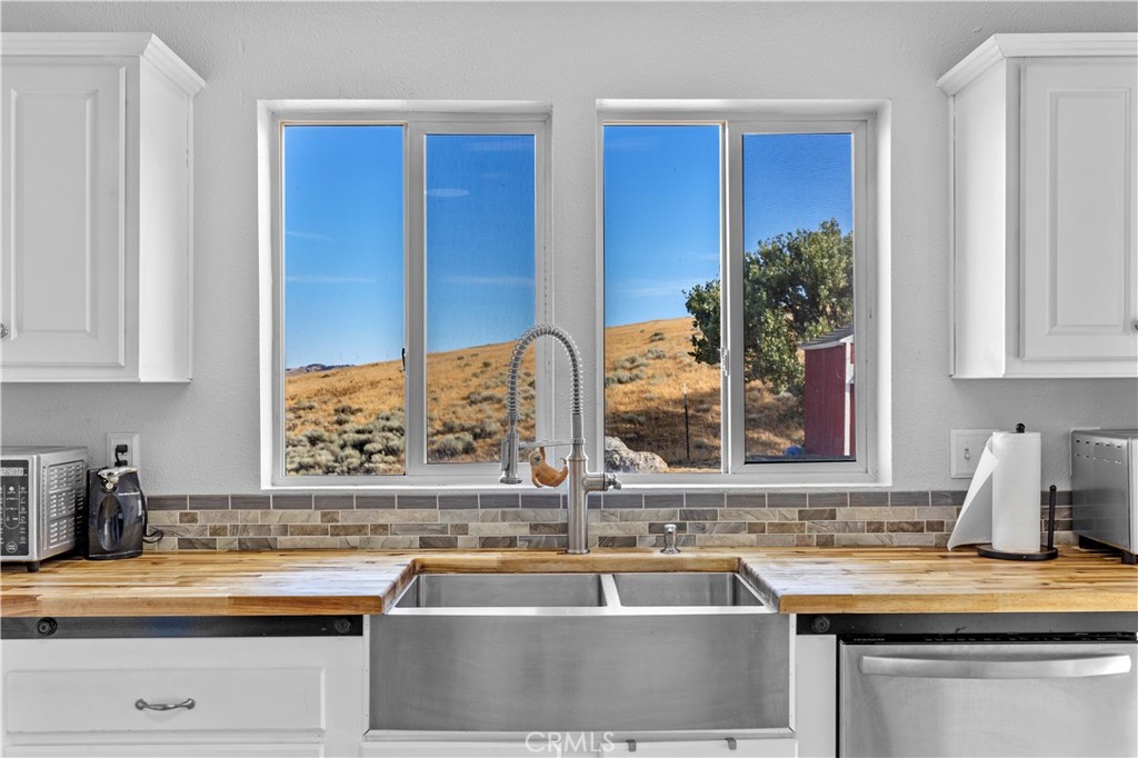 B2Bc6D12 Df4B 42E9 925B 4Eed00Ad4593 19180 Klamath Road, Tehachapi, Ca 93561 &Lt;Span Style='BackgroundColor:transparent;Padding:0Px;'&Gt; &Lt;Small&Gt; &Lt;I&Gt; &Lt;/I&Gt; &Lt;/Small&Gt;&Lt;/Span&Gt;