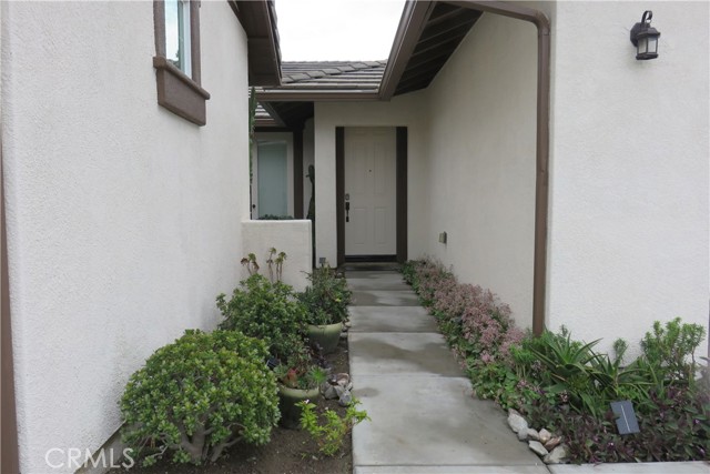 14277 Florence Street, Eastvale CA: https://media.crmls.org/medias/b2bcdce5-1118-44f0-91c1-2e7a20124c4c.jpg