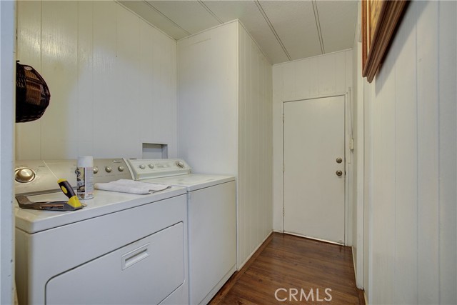 3700 Buchanan Street, Riverside CA: https://media.crmls.org/medias/b2bd206a-d6d8-4be8-8e40-e19b7dd94cda.jpg