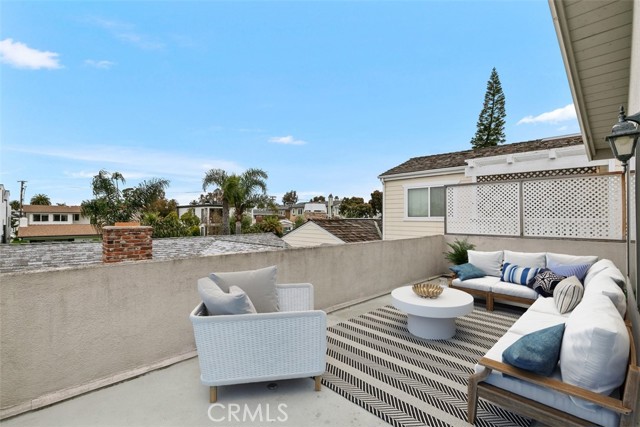 Detail Gallery Image 7 of 23 For 420 1/2 Narcissus, Corona Del Mar,  CA 92625 - 2 Beds | 1 Baths