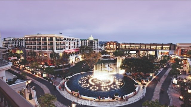 300 N Isabel Street, Glendale CA: https://media.crmls.org/medias/b2bf3ce7-4321-4394-b712-6ea036a50974.jpg
