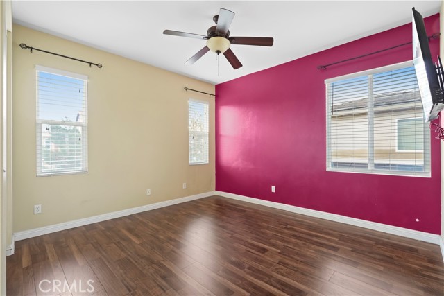 6116 W Avenue K9, Lancaster CA: https://media.crmls.org/medias/b2bfd8f1-4588-465a-9e5f-5e9570bb4729.jpg