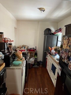 3374 Griffin Avenue, Los Angeles CA: https://media.crmls.org/medias/b2c07f76-0bb1-4877-8820-955a51c7f049.jpg